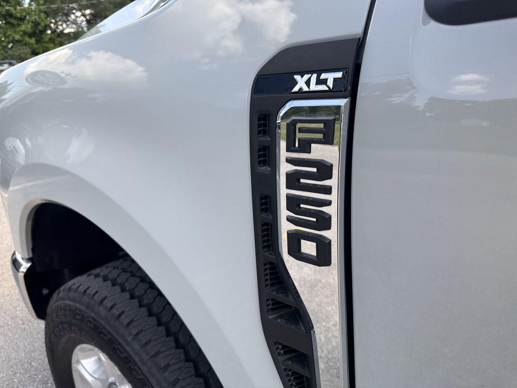 new 2025 Ford F-250 car, priced at $51,104