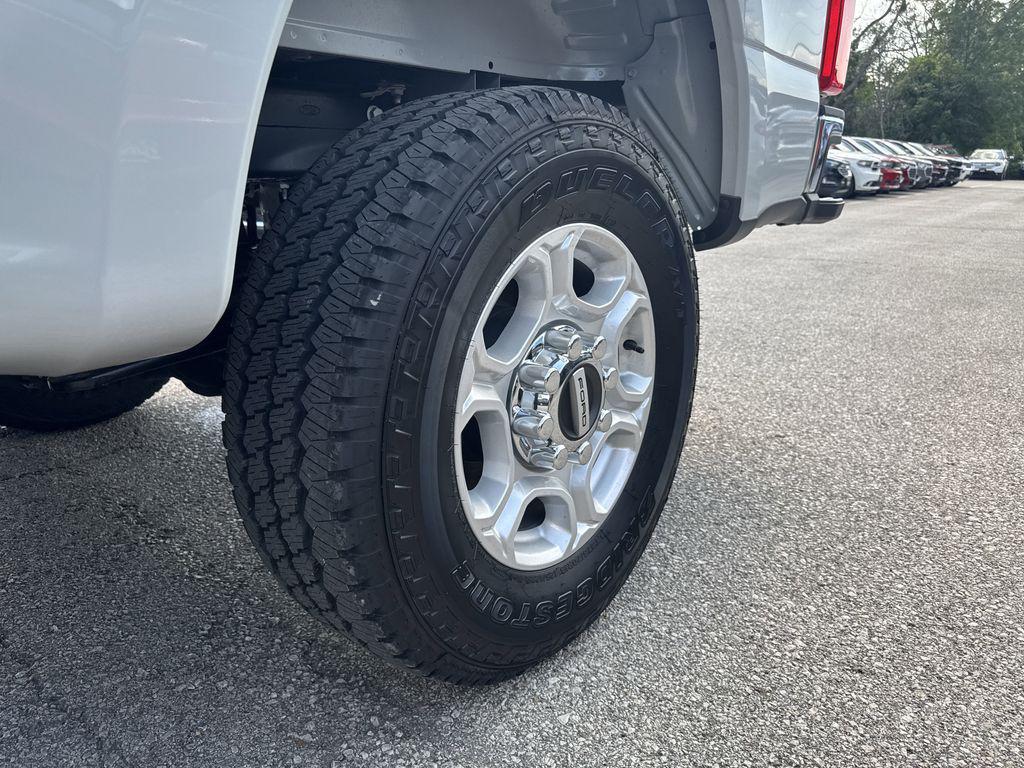 new 2025 Ford F-250 car, priced at $51,104
