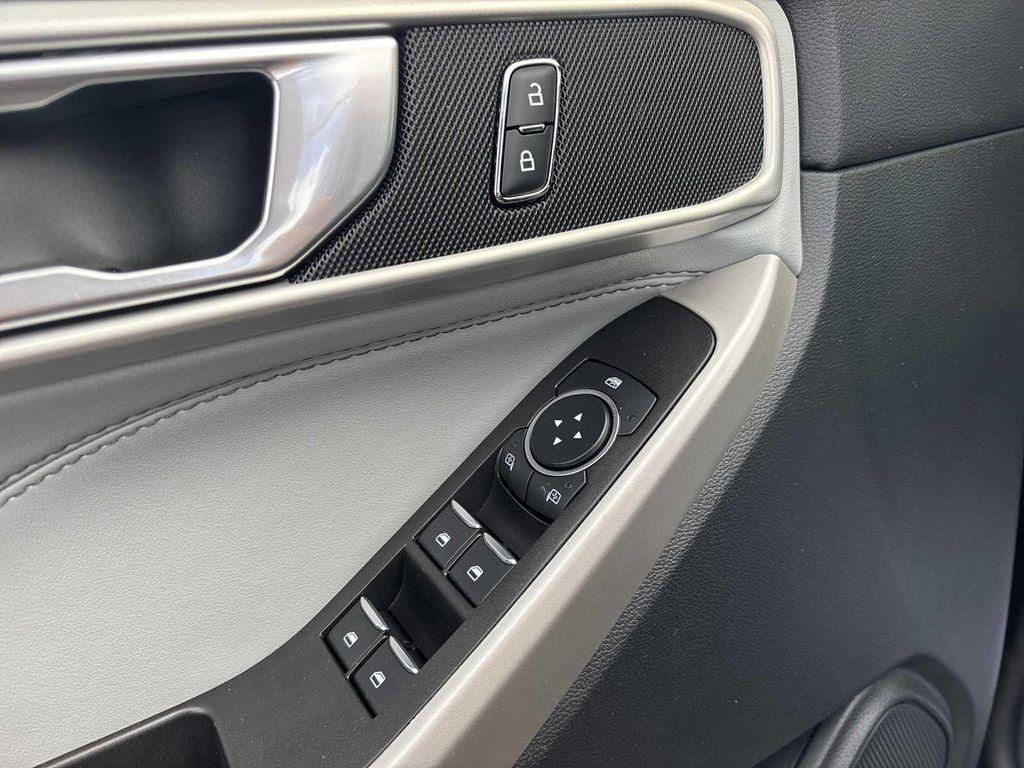 used 2023 Ford Explorer car, priced at $34,990