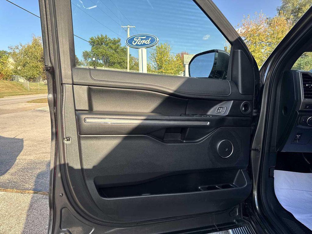 used 2021 Ford Expedition car, priced at $34,990
