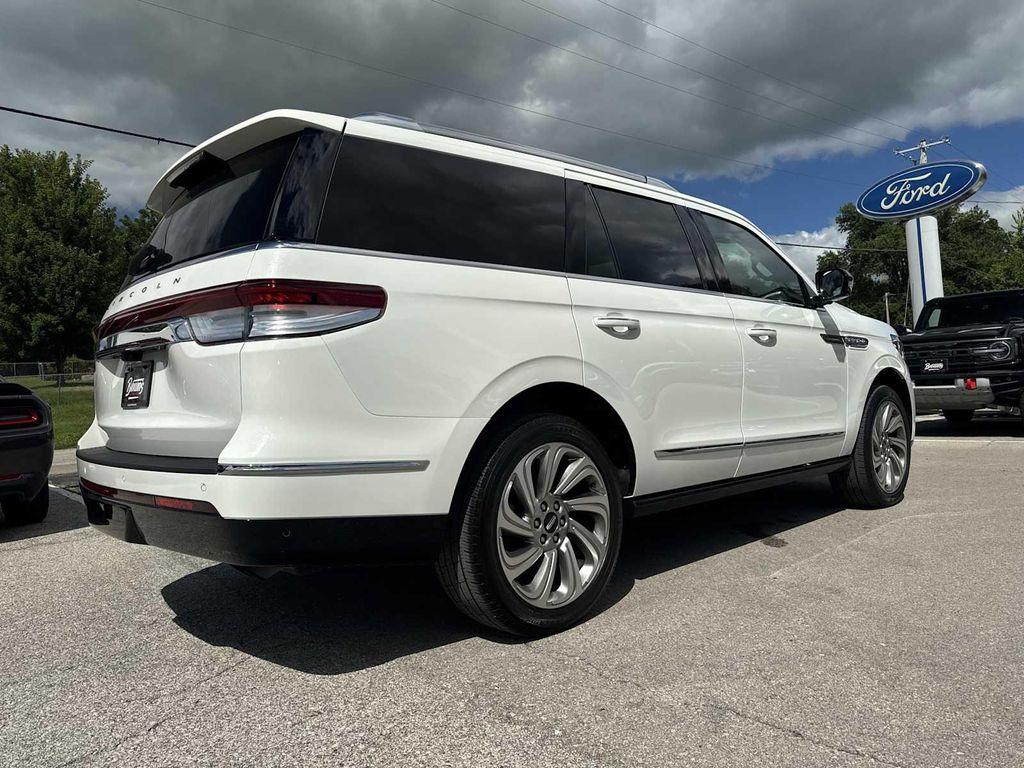 used 2024 Lincoln Navigator car, priced at $65,990