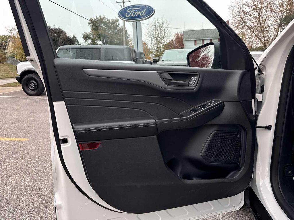 used 2023 Ford Escape car, priced at $19,990