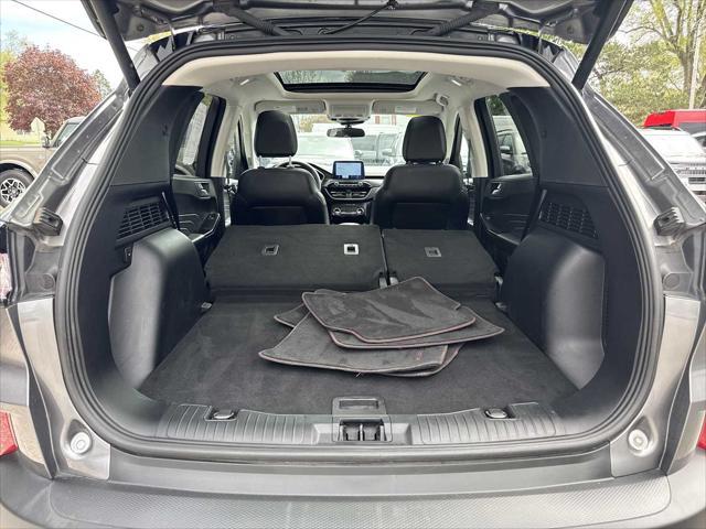 used 2022 Ford Escape car, priced at $27,990
