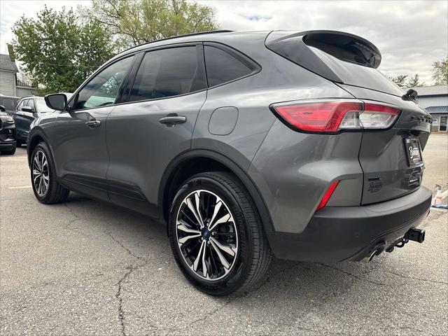used 2022 Ford Escape car, priced at $27,990