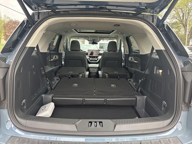 new 2025 Ford Explorer car, priced at $46,865