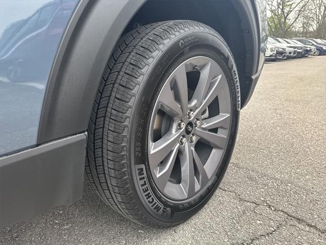 new 2025 Ford Explorer car, priced at $46,865