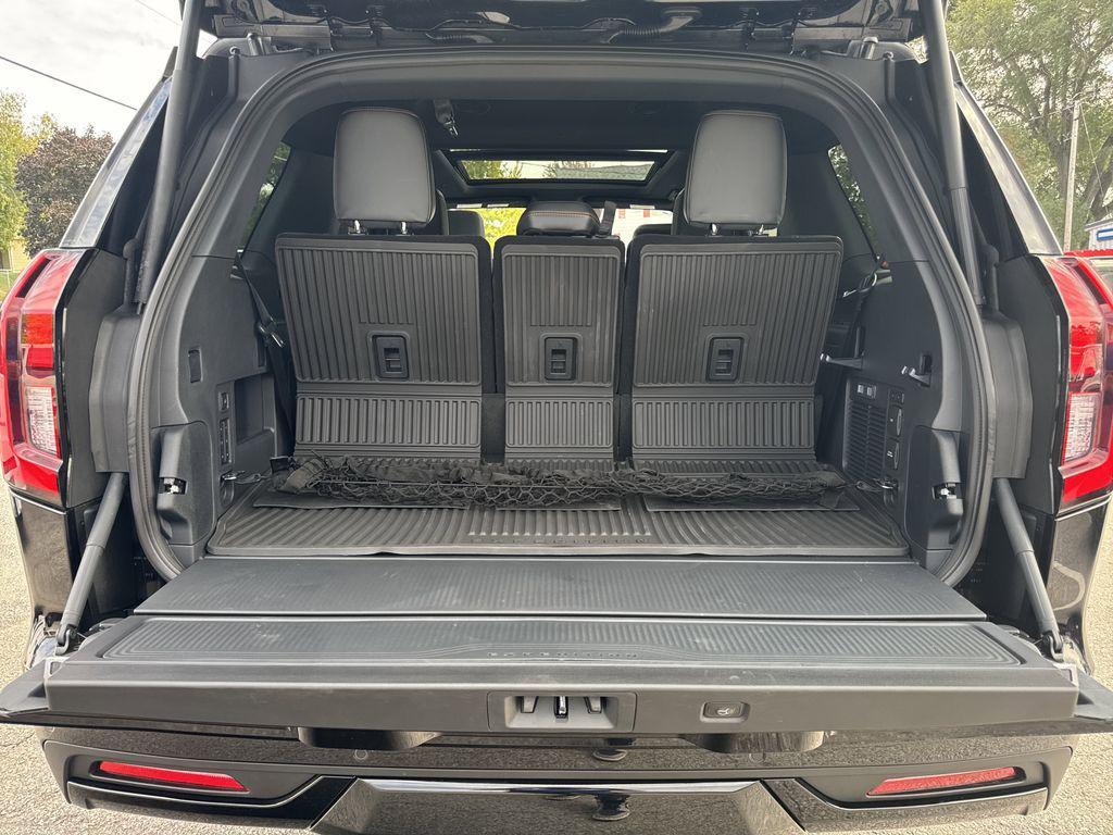 new 2025 Ford Expedition car, priced at $82,935