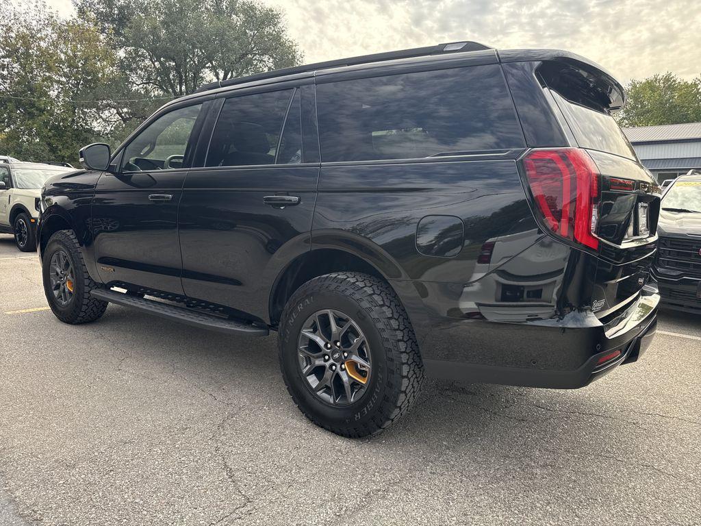 new 2025 Ford Expedition car, priced at $82,935