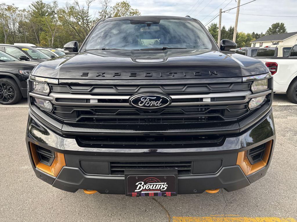 new 2025 Ford Expedition car, priced at $82,935