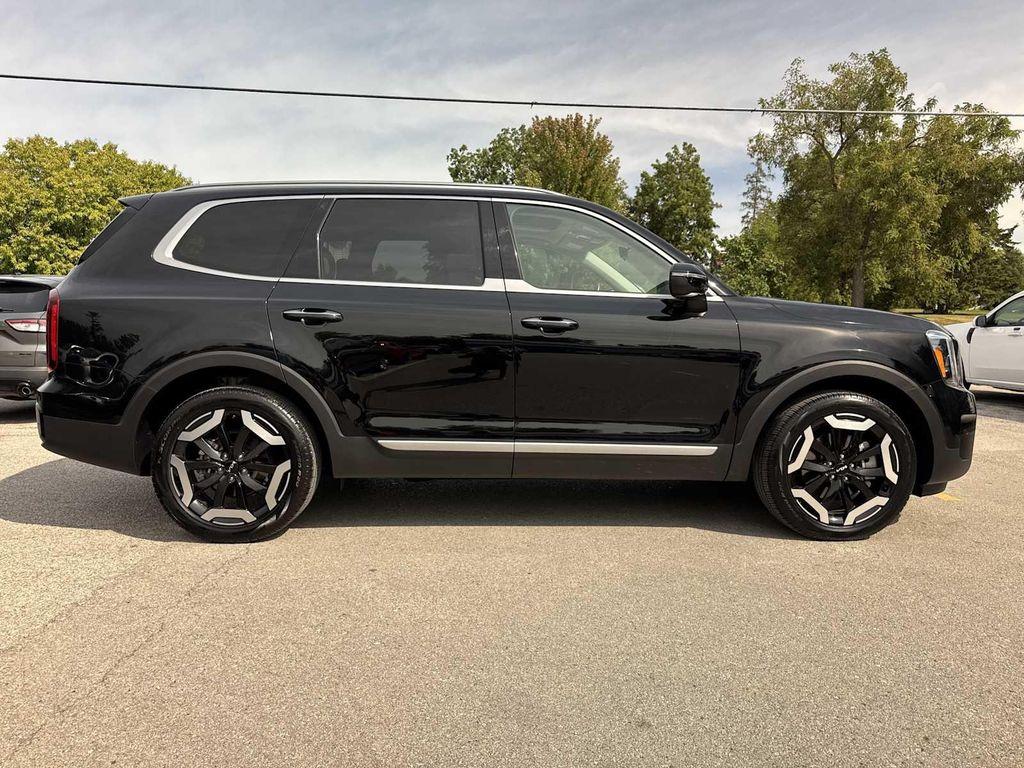 used 2024 Kia Telluride car, priced at $37,990