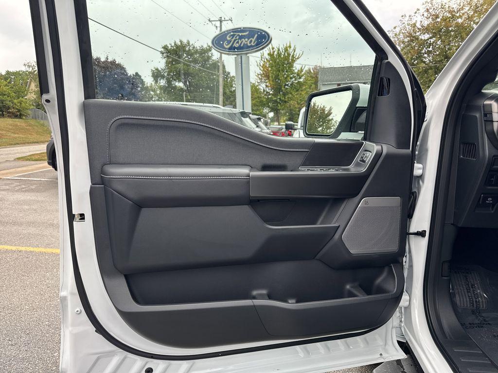 new 2025 Ford F-150 car, priced at $69,392