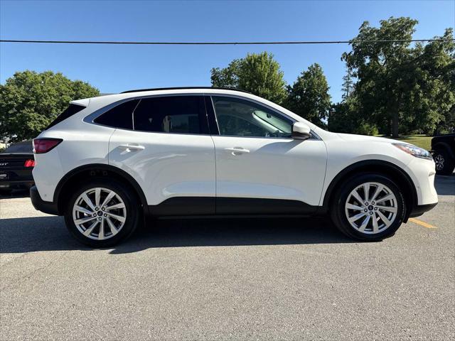used 2022 Ford Escape car, priced at $28,990