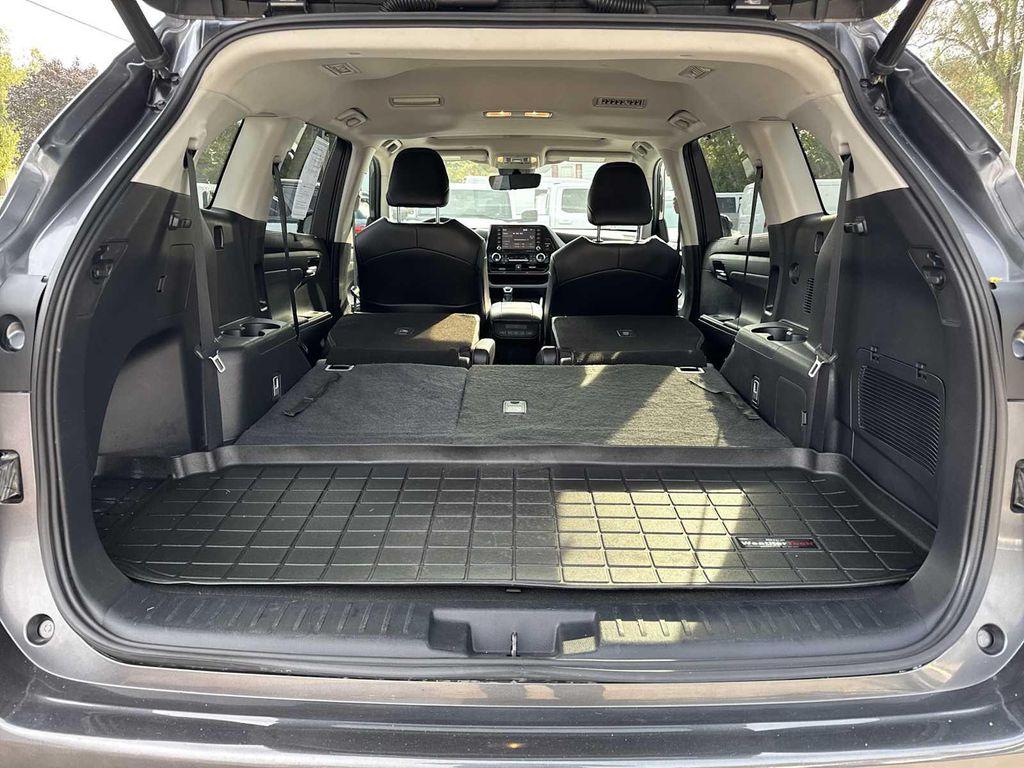 used 2022 Toyota Highlander car, priced at $33,990