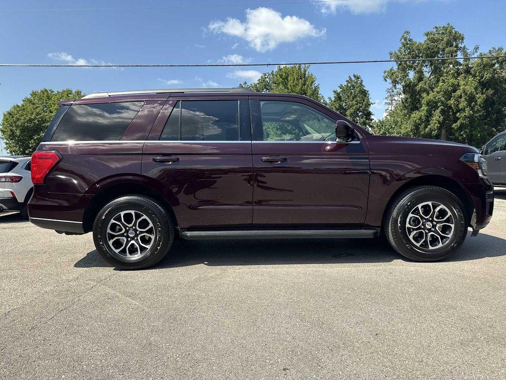 used 2024 Ford Expedition car, priced at $50,990
