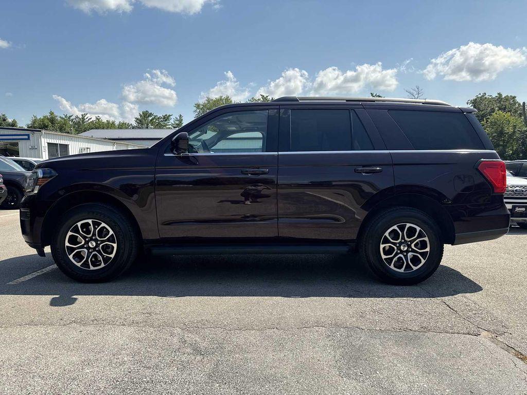 used 2024 Ford Expedition car, priced at $50,990