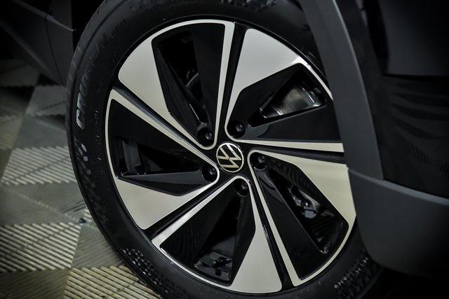 new 2025 Volkswagen Taos car, priced at $32,035
