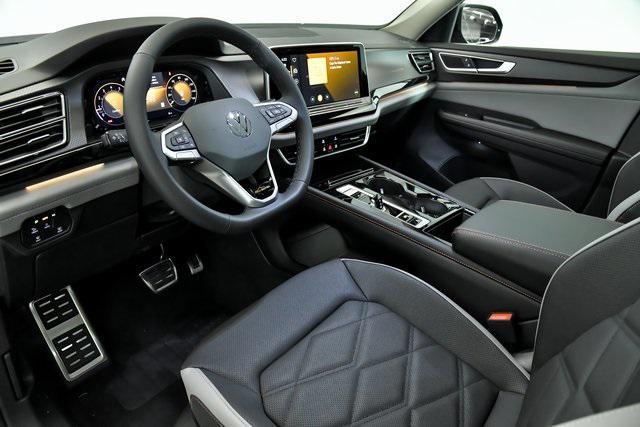 new 2025 Volkswagen Atlas car, priced at $45,463