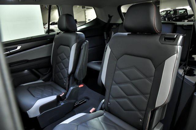 new 2025 Volkswagen Atlas car, priced at $45,463