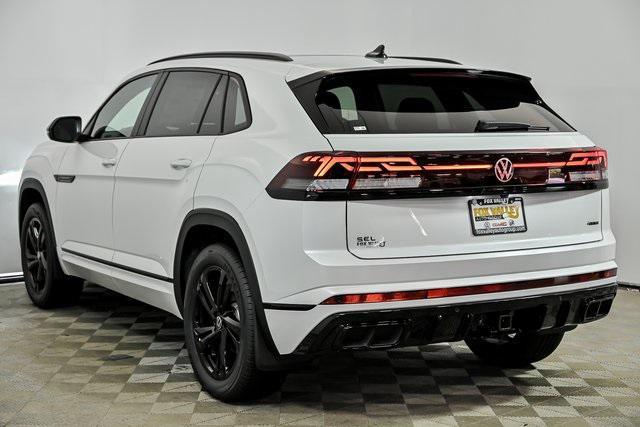 new 2026 Volkswagen Atlas Cross Sport car, priced at $52,933