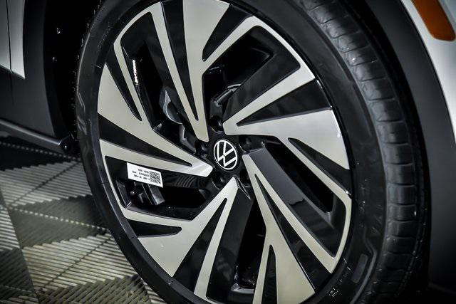 new 2025 Volkswagen ID.4 car, priced at $52,879