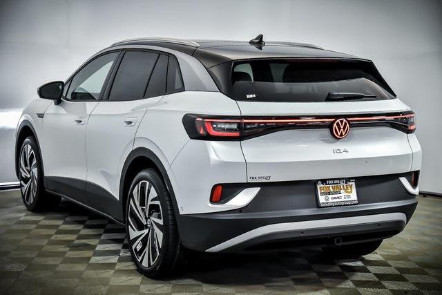 new 2025 Volkswagen ID.4 car, priced at $52,879