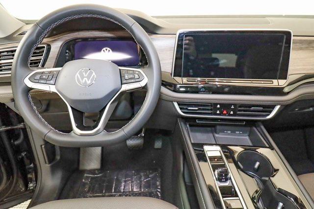 new 2024 Volkswagen Atlas car, priced at $46,813