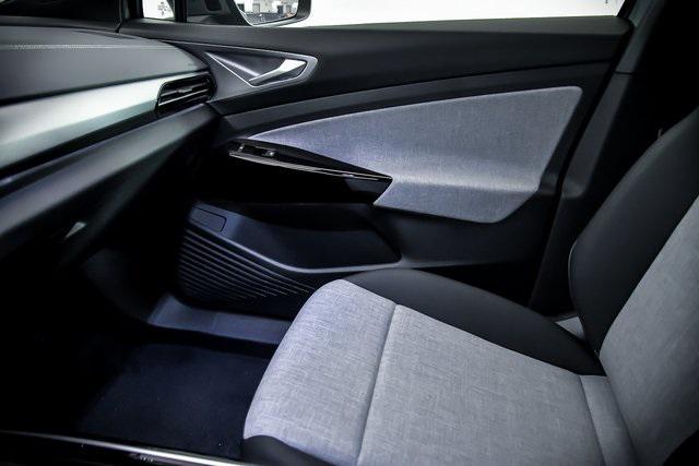 new 2025 Volkswagen ID.4 car, priced at $51,076