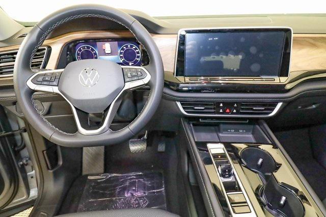new 2024 Volkswagen Atlas car, priced at $42,645