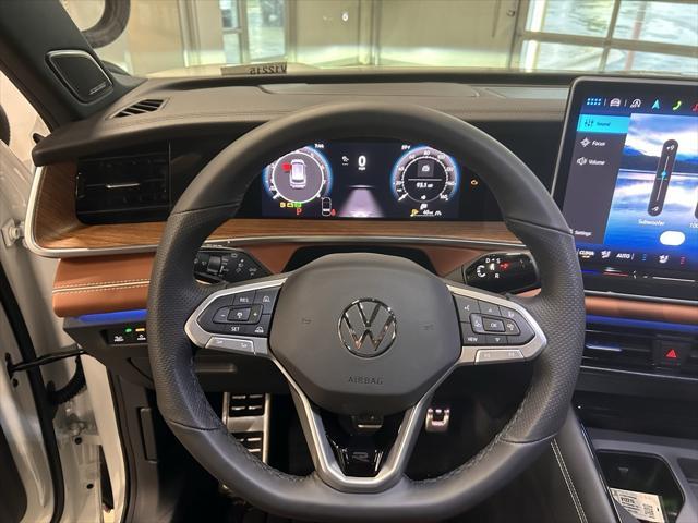 new 2025 Volkswagen Tiguan car, priced at $42,336