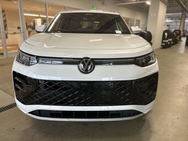 new 2025 Volkswagen Tiguan car, priced at $42,336