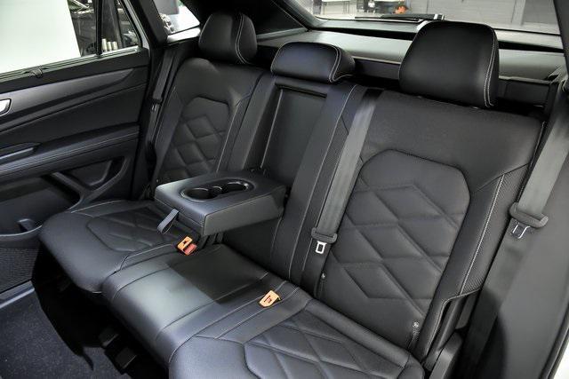 new 2025 Volkswagen Atlas Cross Sport car, priced at $43,600