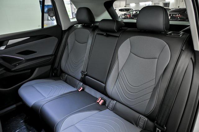 new 2025 Volkswagen Tiguan car, priced at $35,104
