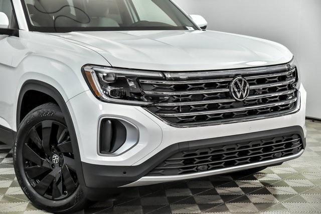 new 2025 Volkswagen Atlas car, priced at $44,949