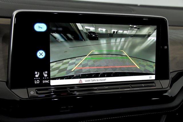 new 2026 Volkswagen Atlas car, priced at $41,532