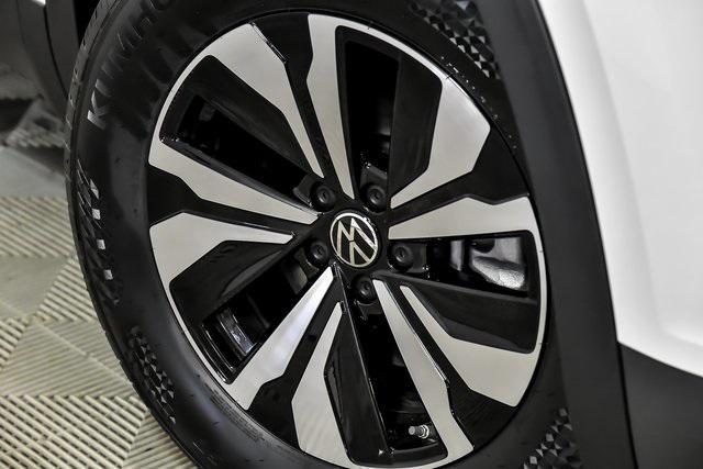 new 2026 Volkswagen Atlas car, priced at $41,532