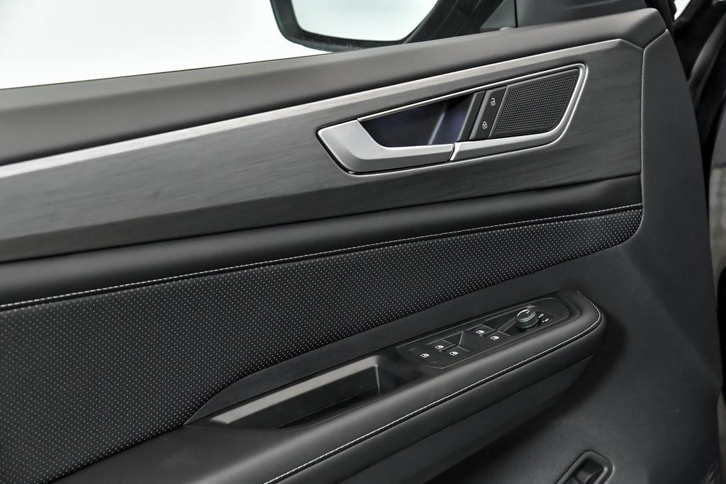 new 2026 Volkswagen Atlas Cross Sport car, priced at $45,702