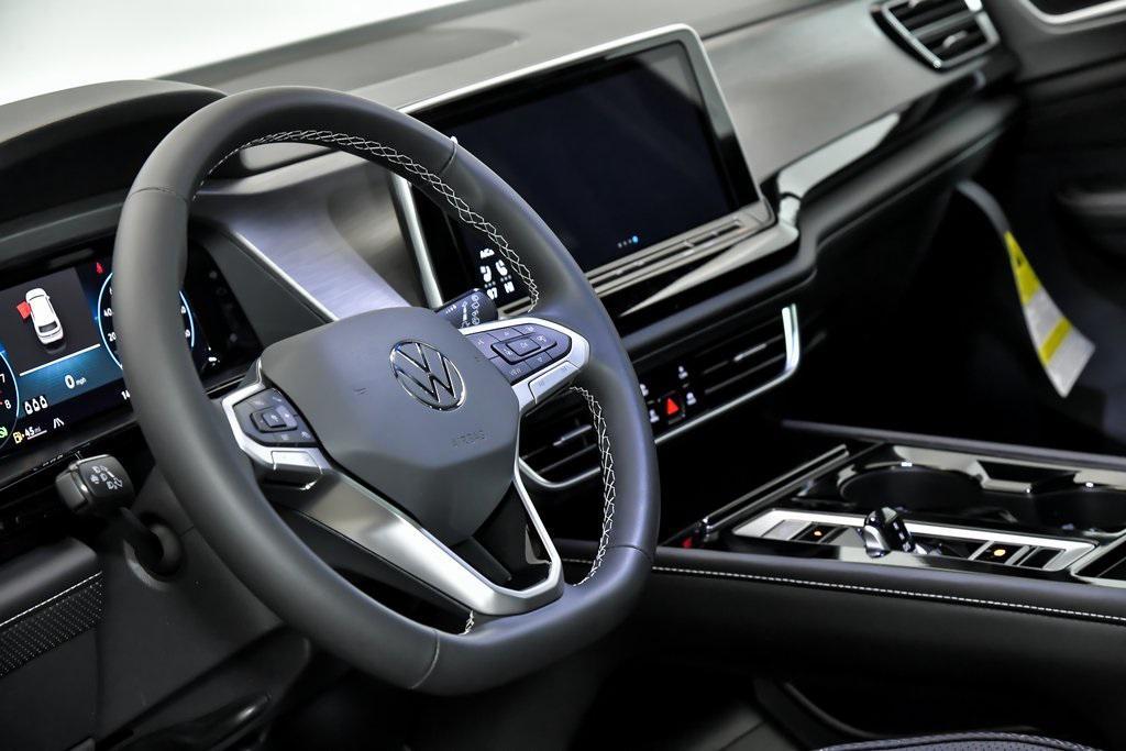 new 2026 Volkswagen Atlas Cross Sport car, priced at $45,702