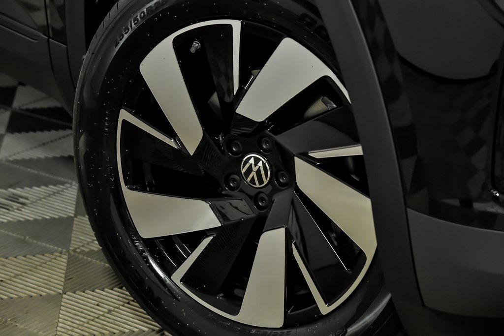 new 2026 Volkswagen Atlas Cross Sport car, priced at $45,702