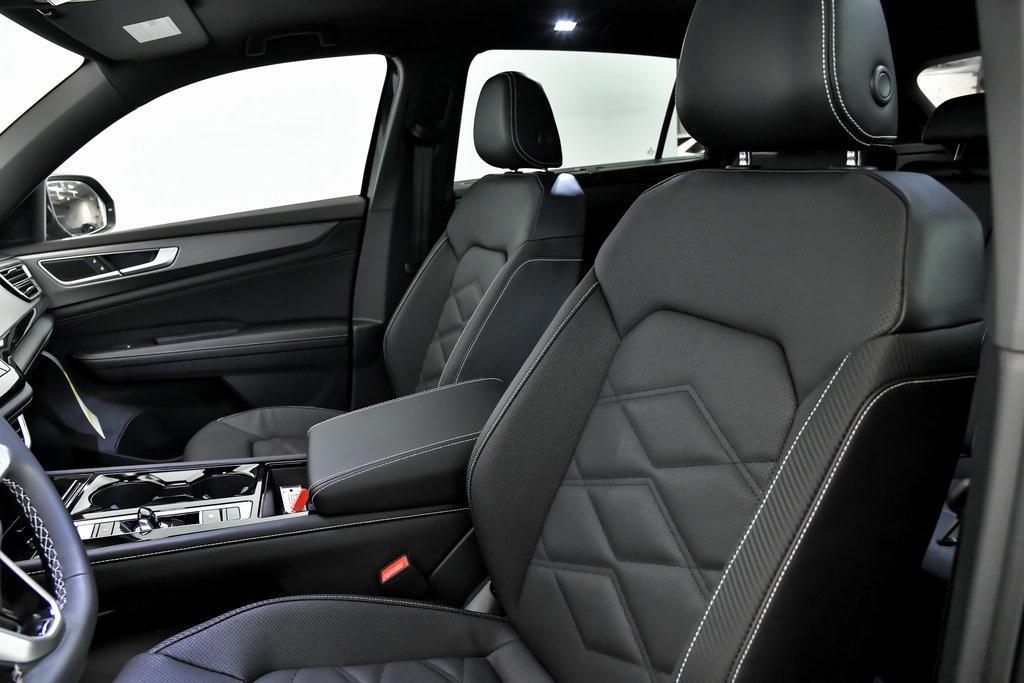 new 2026 Volkswagen Atlas Cross Sport car, priced at $45,702