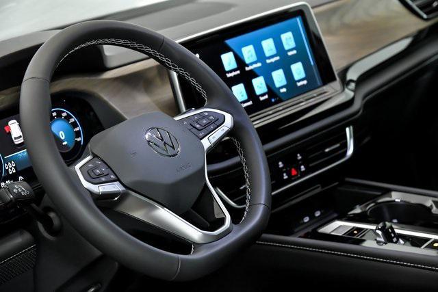 used 2024 Volkswagen Atlas car, priced at $36,623