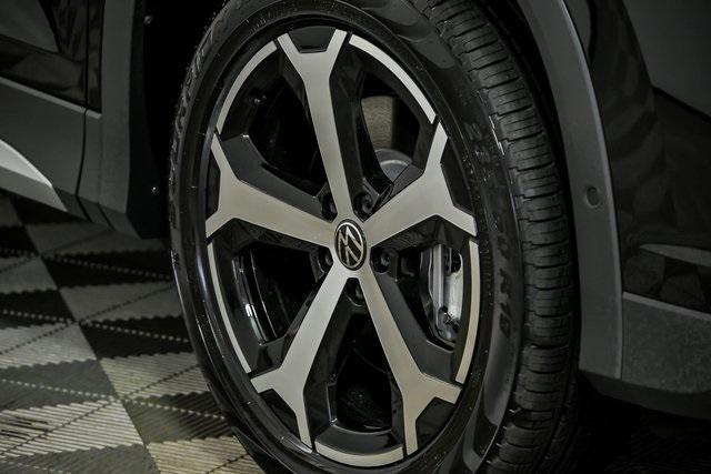 new 2025 Volkswagen Tiguan car, priced at $34,928
