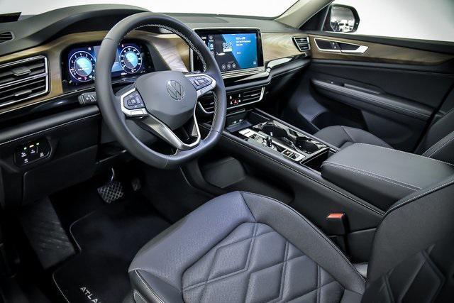 used 2024 Volkswagen Atlas car, priced at $40,599