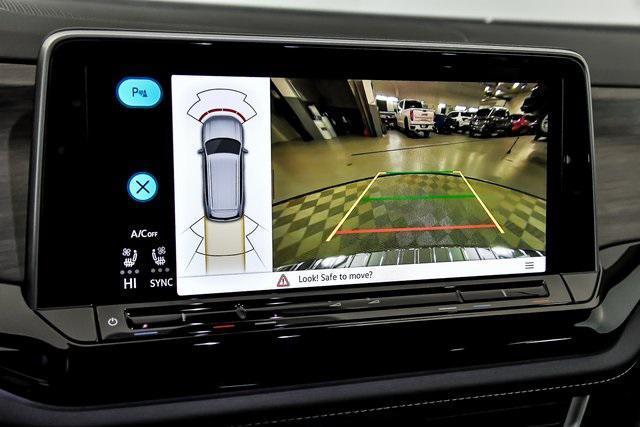 new 2025 Volkswagen Atlas car, priced at $47,351
