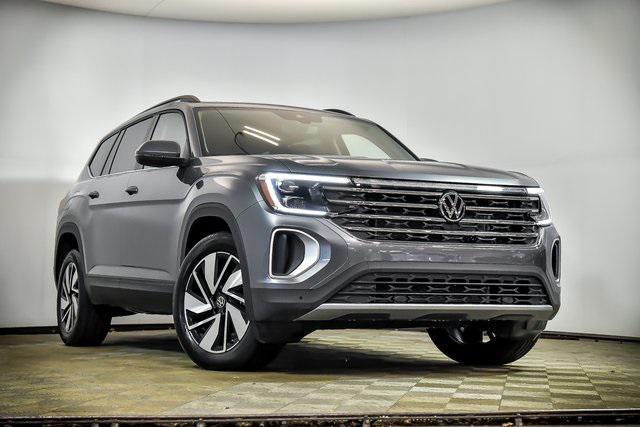 new 2025 Volkswagen Atlas car, priced at $47,351