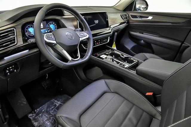 new 2025 Volkswagen Atlas car, priced at $47,351