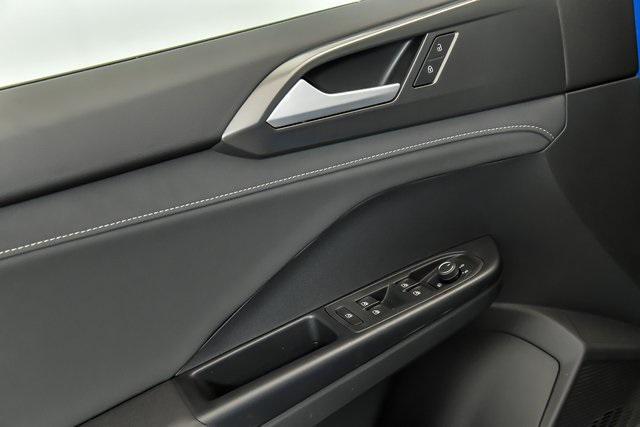new 2025 Volkswagen Taos car, priced at $31,958