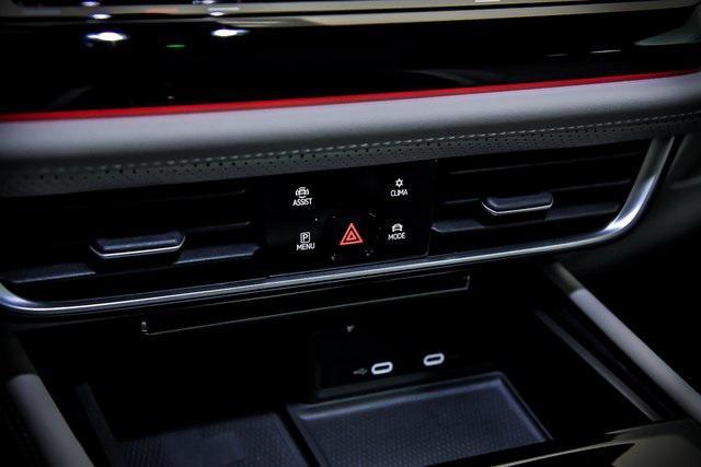 new 2025 Volkswagen Atlas car, priced at $50,914
