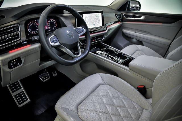 new 2025 Volkswagen Atlas car, priced at $50,914