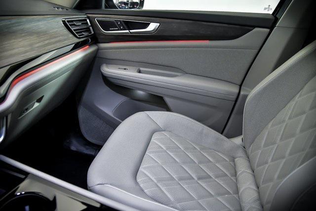 new 2025 Volkswagen Atlas car, priced at $50,914