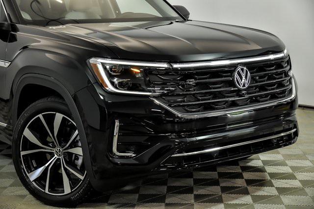 new 2025 Volkswagen Atlas car, priced at $51,872